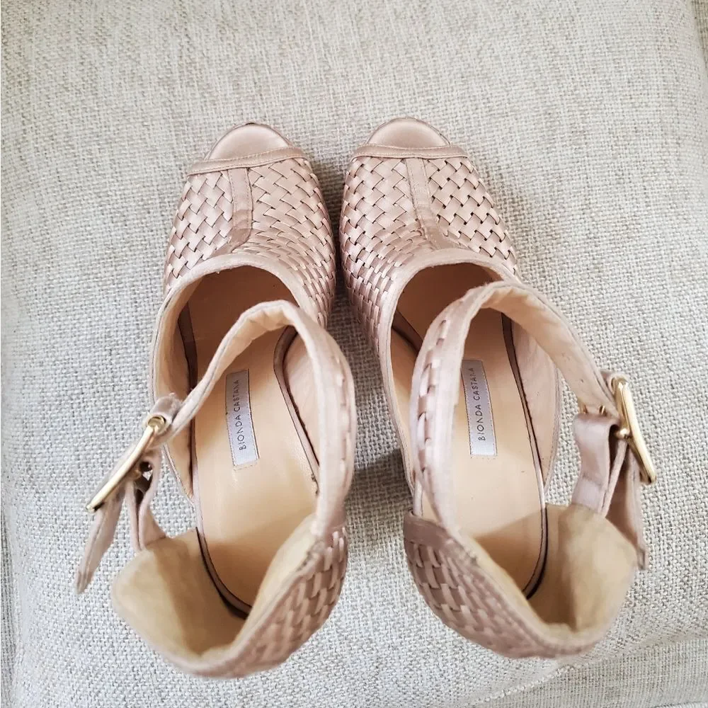 Bionda Castana Cloth Sandals sz 5.5